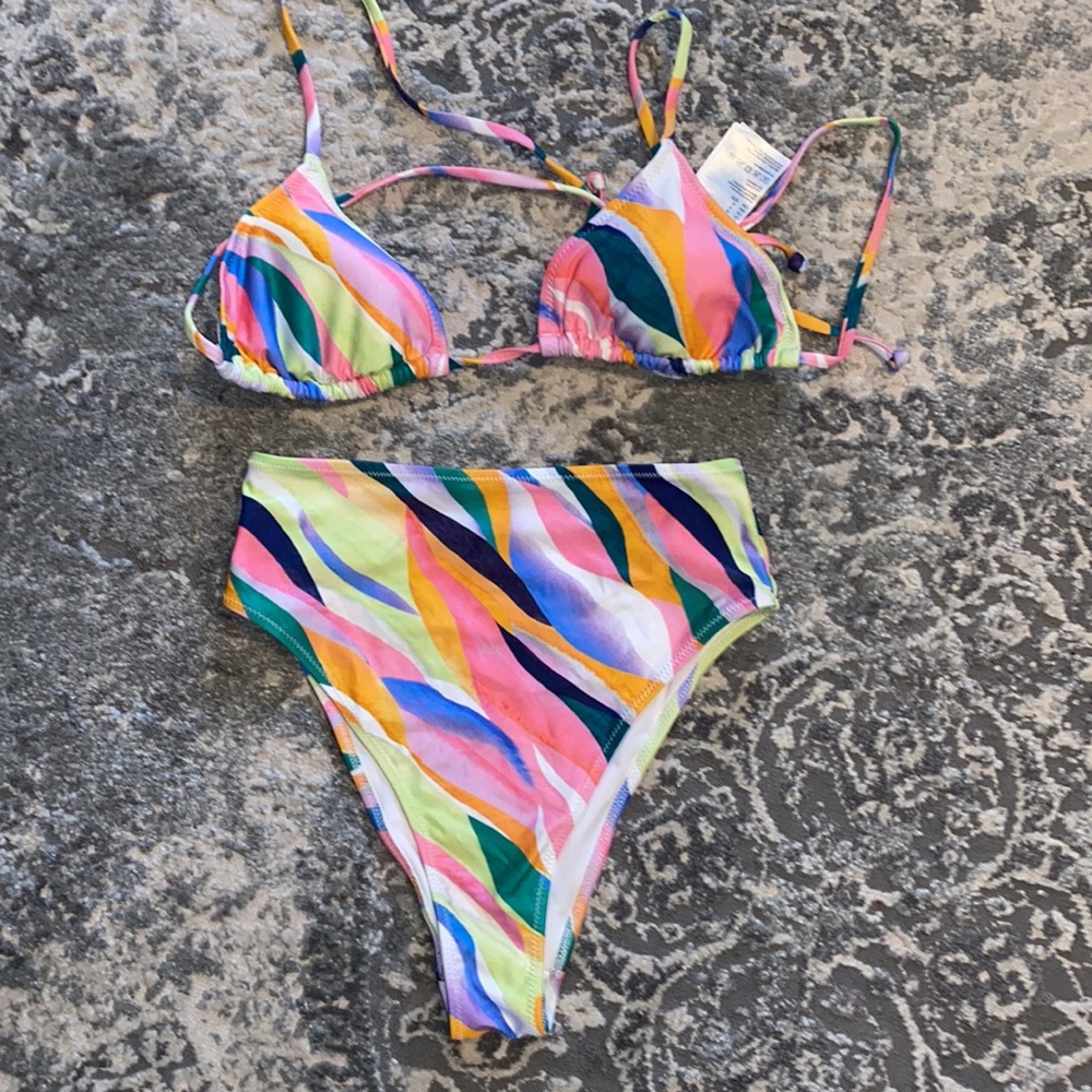High waisted bikini